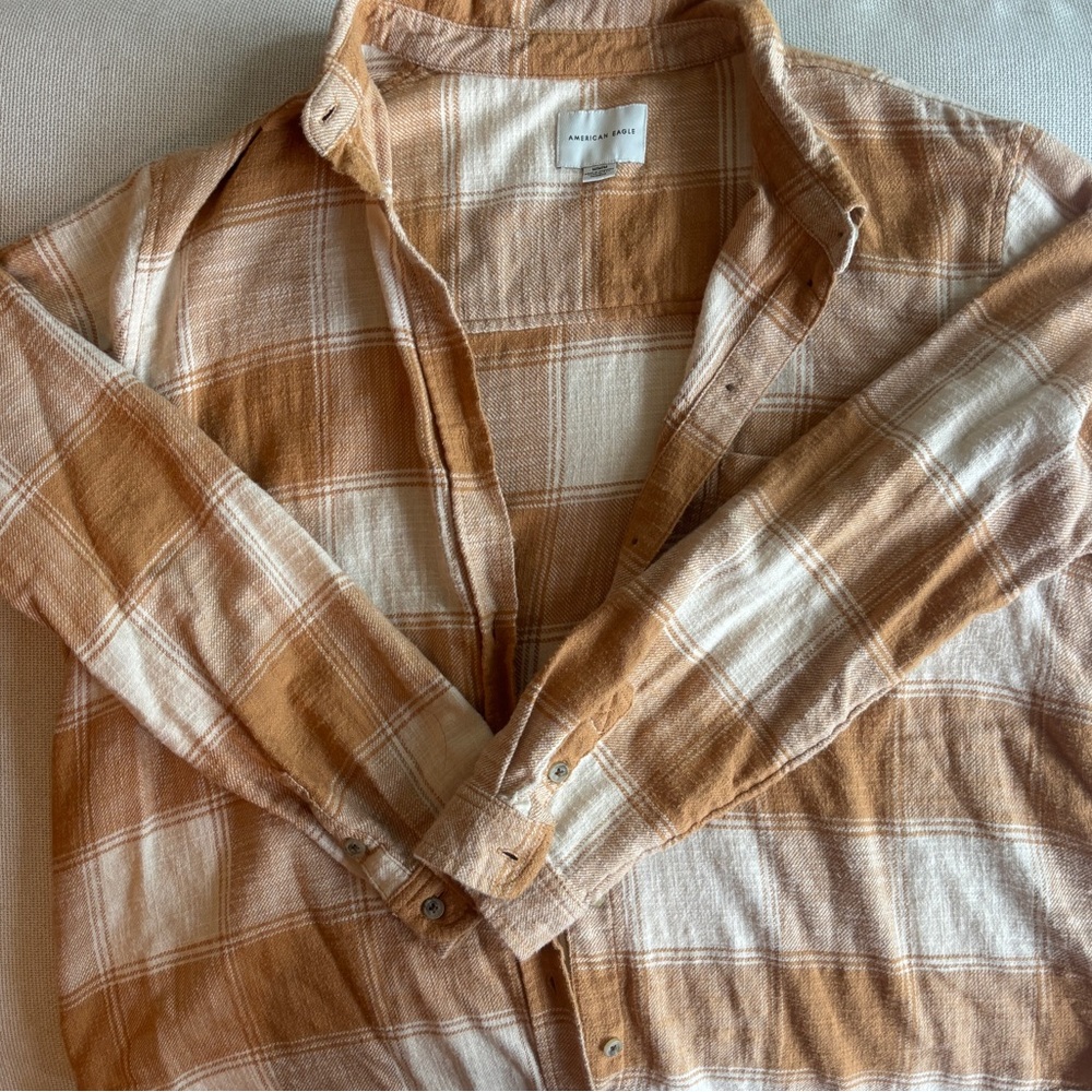 American Eagle Tan and White Plaid flannel